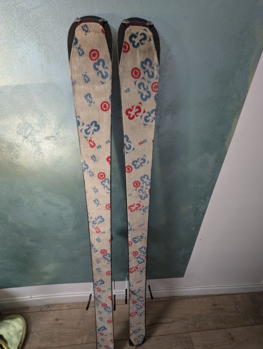 Skiuri tura K2 Apache Chief legaturi Tura Diamir si pielii foca g3