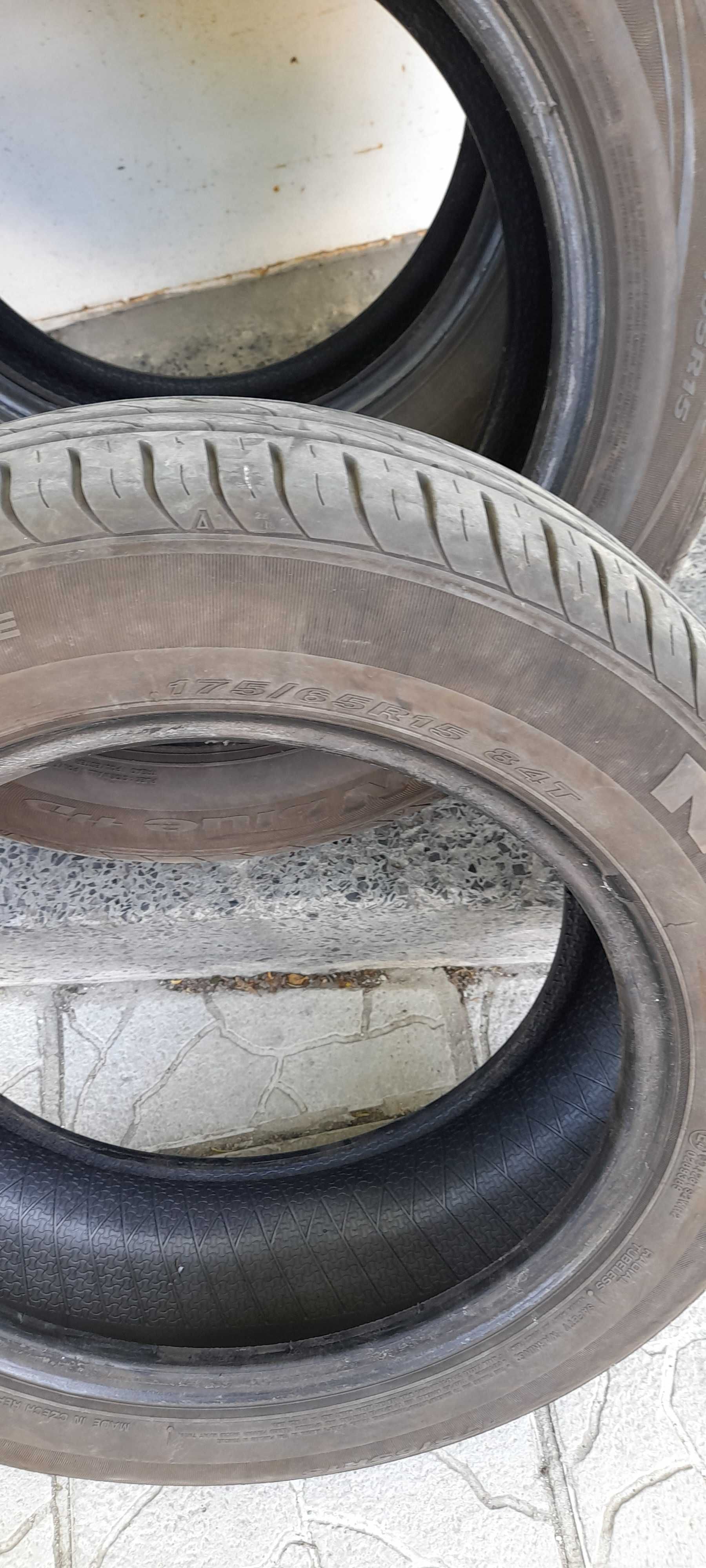 Продавам 3 бр летни гуми 175/65/15