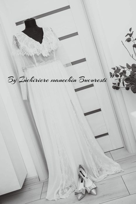 Inchiriere manechin / bust rochie mireasa / costum mire