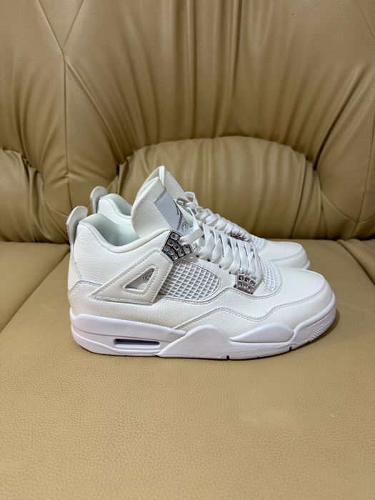 Retro 4 pure money