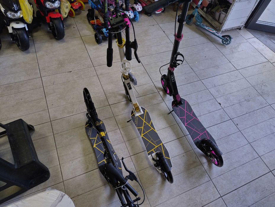 BYOX Детска тротинетка CHIC