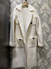 Продам пальто  женское в идеальном состоянии