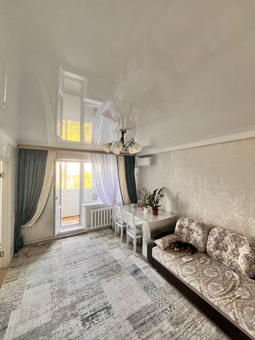 Продам 3-комн. квартиру в центре, р-н Манакбай