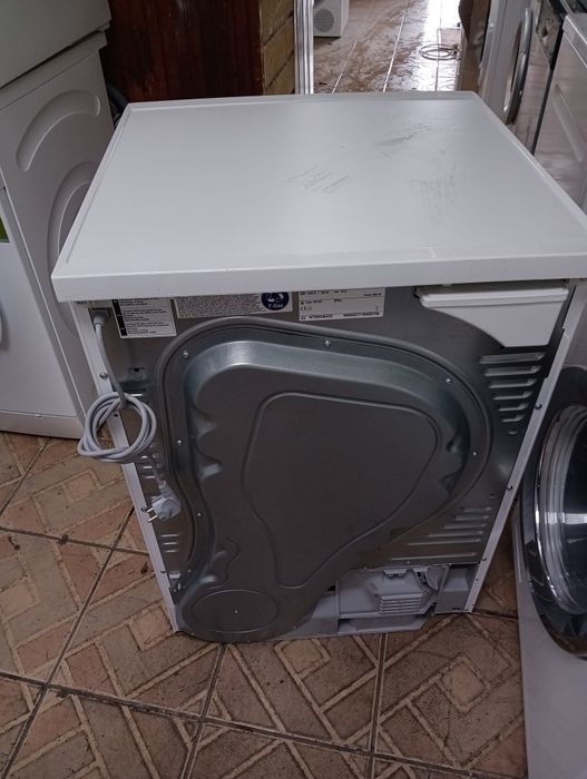 Сушилня с термопомпа Бош Bosch Serie 6 A++ 8кг  с две години гаранция!