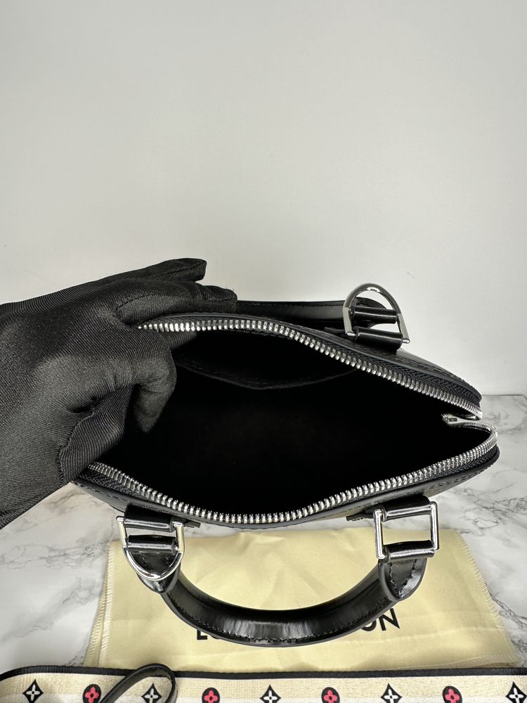 Geanta Louis Vuitton Alma BB piele canvas 100% cadou