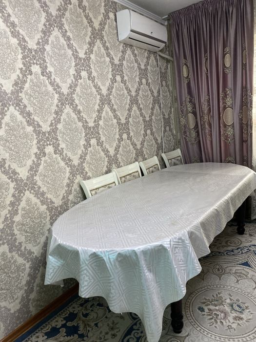 Продаю большой стол