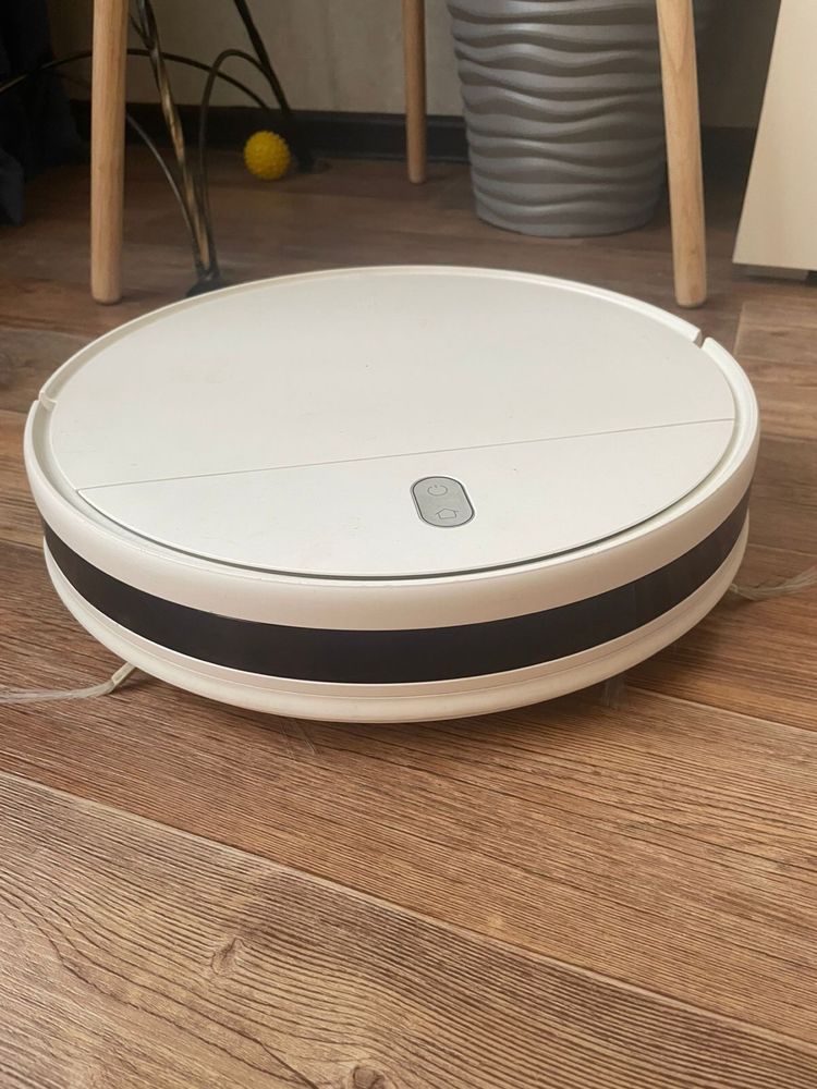 Робот пылесос Mi Vacuum mop essential