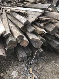 Дървени греди и дъски