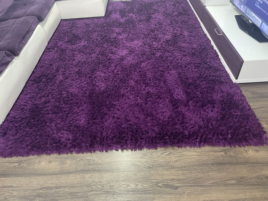 Vand covor in stare foarte buna