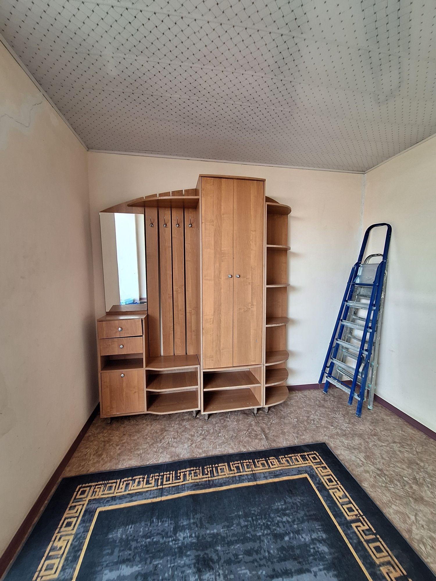 Срочно продается прихожка