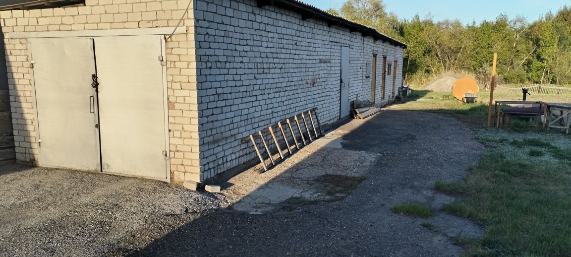Дом в экологический чистом районе. Поселок Березовский. Все что надо е