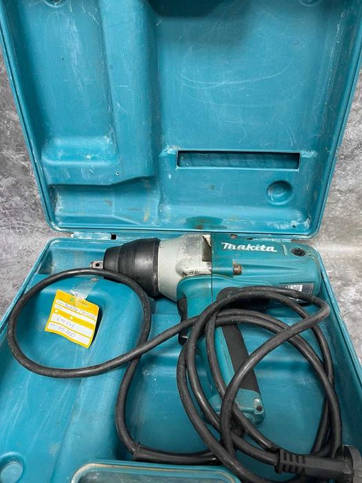 Гайковерт Makita (644543 г. Кокшетау, ул. Абая 128, 21)