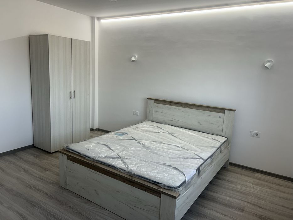 Vand apartament 3 camere in Albesti 76 m2