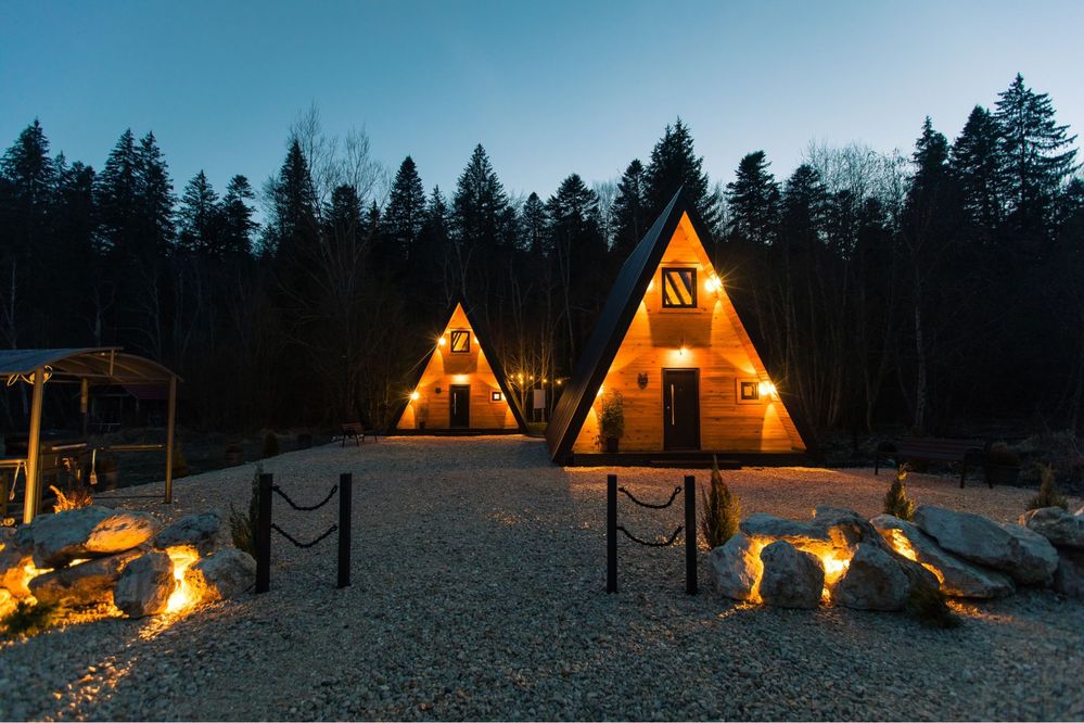 CABANA A-FRAME si jacuzzi de inchiriat