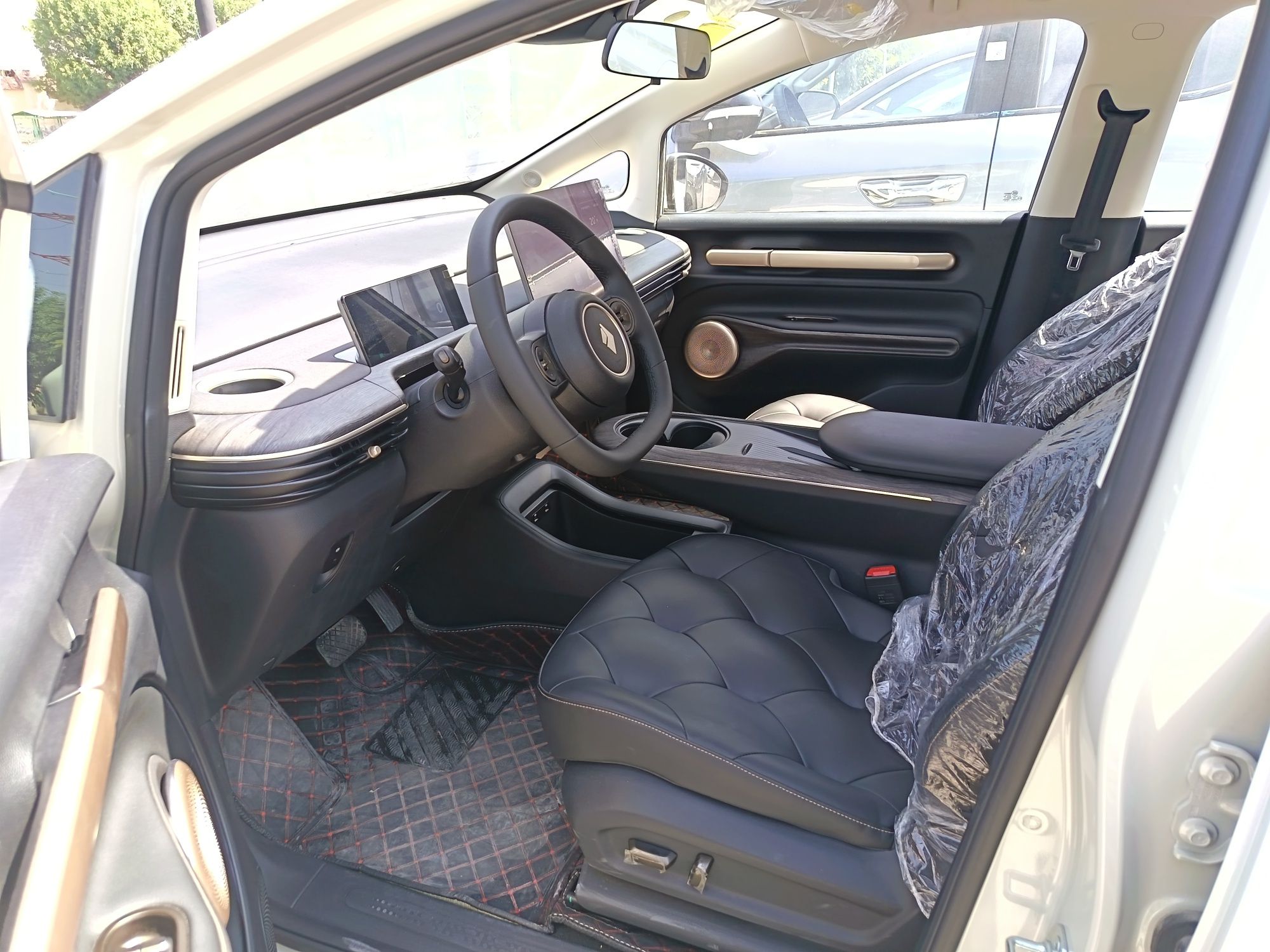 wuling baojun cloud 2024