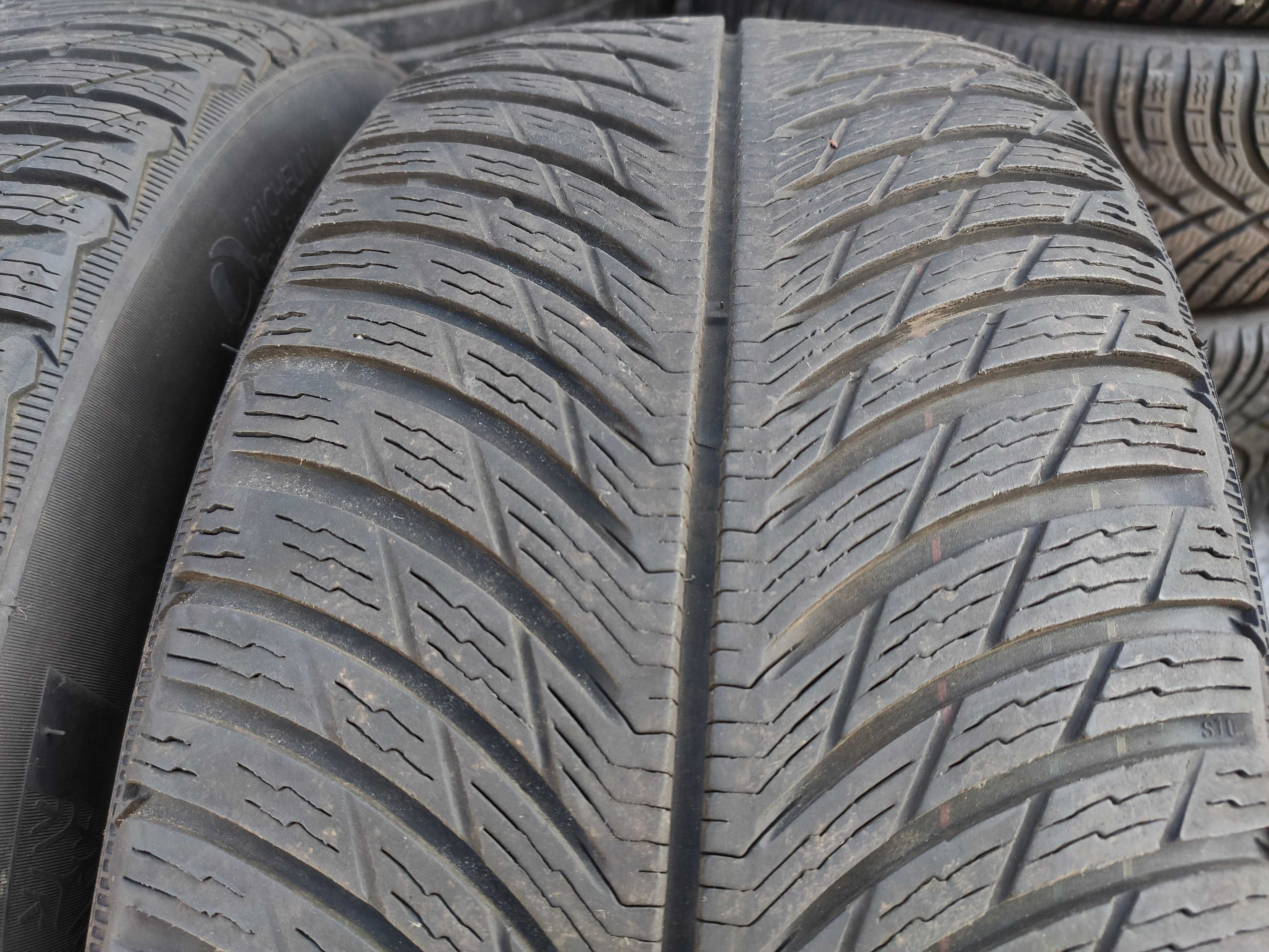 2бр Зимни Гуми 235 55 17 - Michelin - DOT 2022