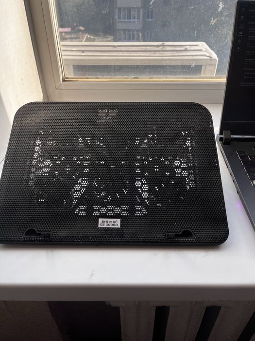 Продам ноутбук asus rog strix