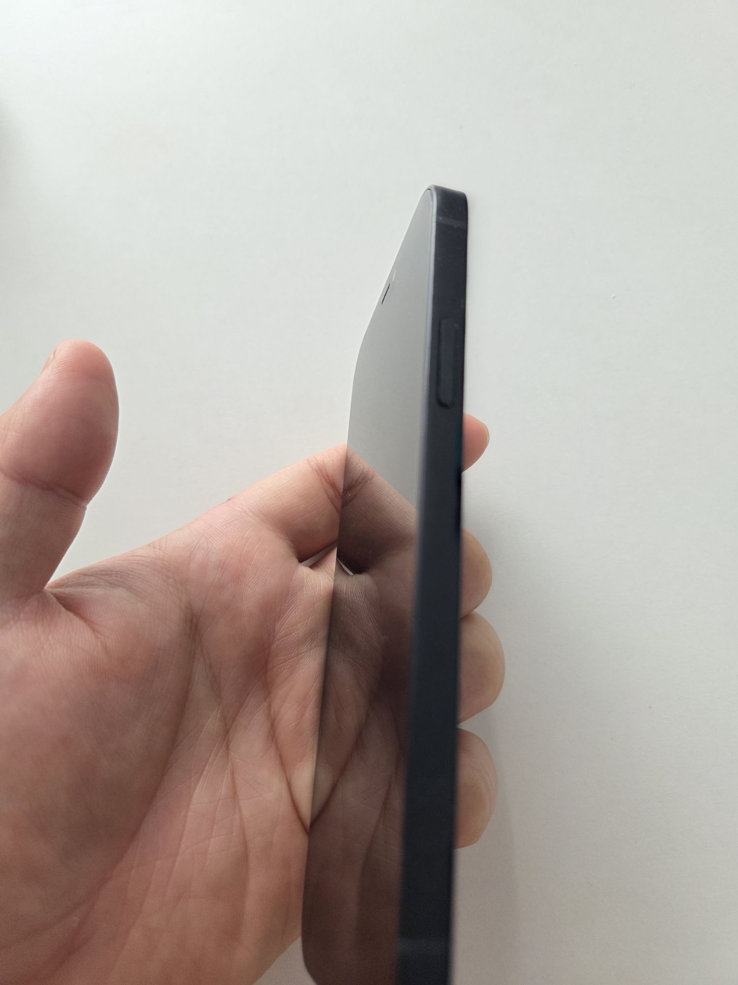 Продам iphone 12