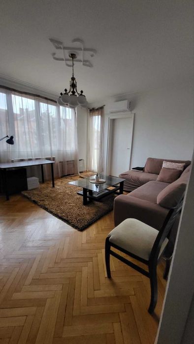 Дава се под наем Тристаен апартамент в София, Хиподрума - 85 кв.м за 797.64 € - Снимка #2