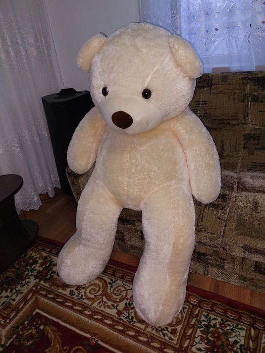 Vând  urs uriaș de pluș 1,60