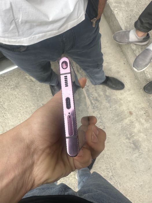 ( Ekran sotiladi ) Samsung S22 ultira