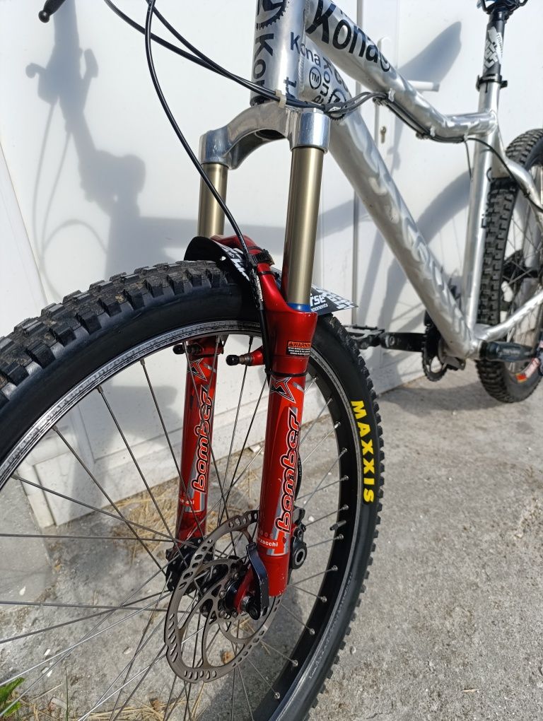 MTB Kona Five-o  26" cadru 2011(NOU) freeride/dirt