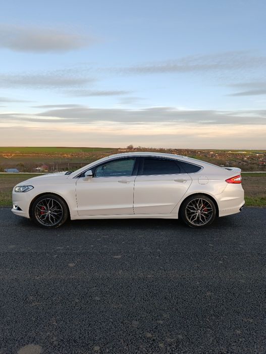 Vând Ford Mondeo mk5