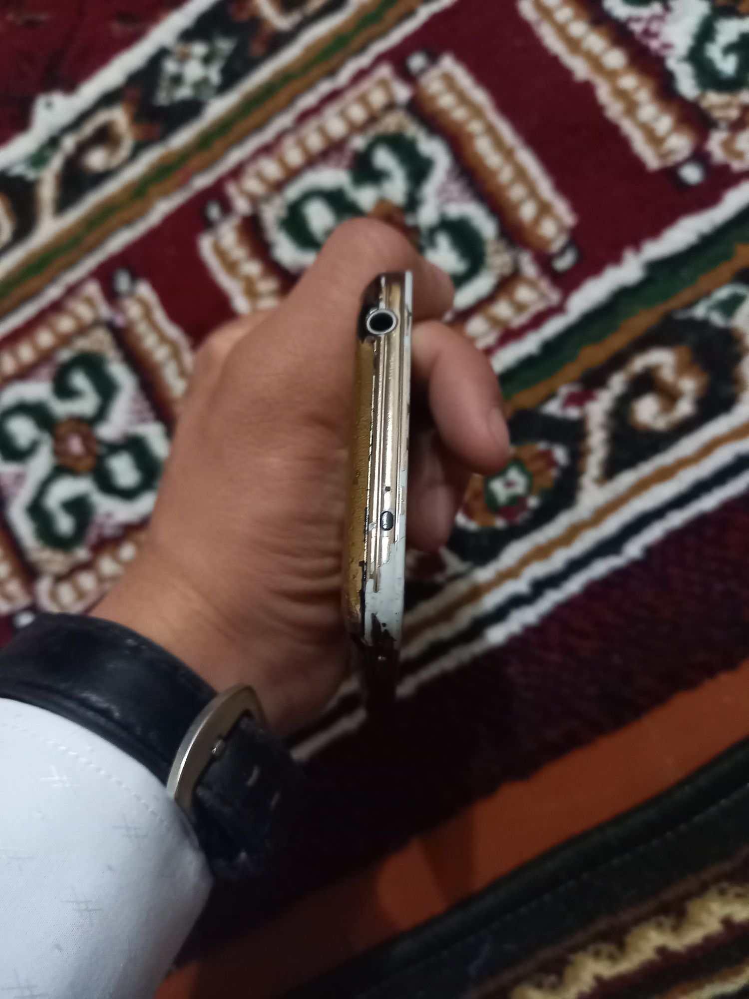 Samsung galaxy S5 mini telefoni sotiladi