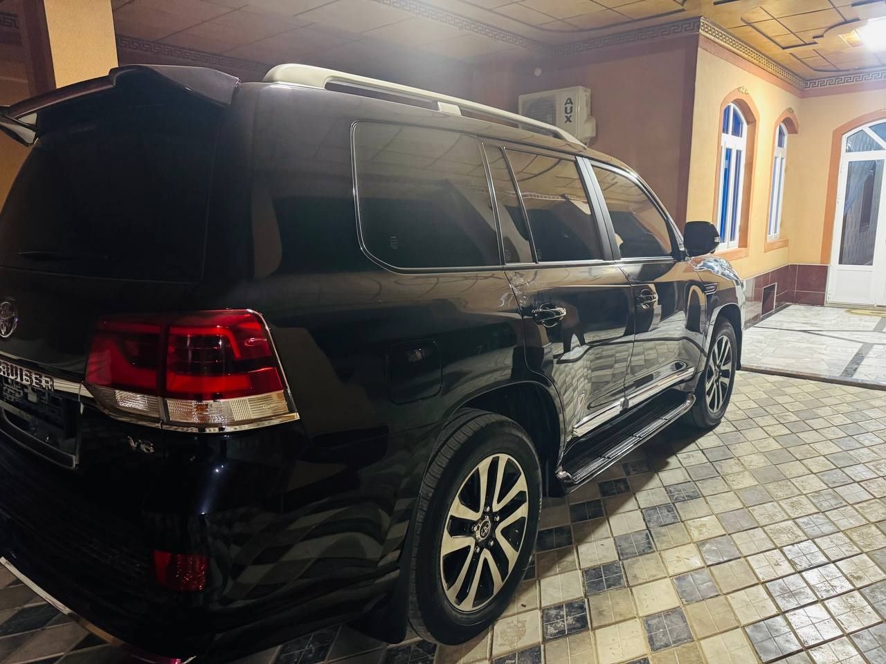 Land Cruiser 200