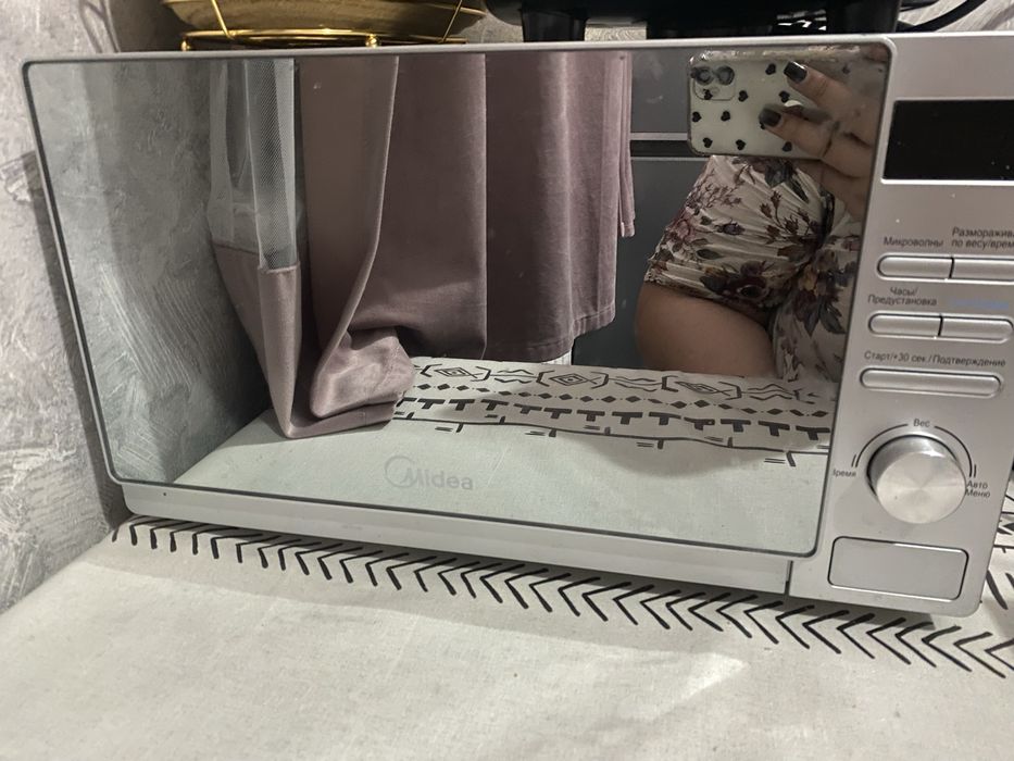 Продам микроволновку в хорошем состоянии.