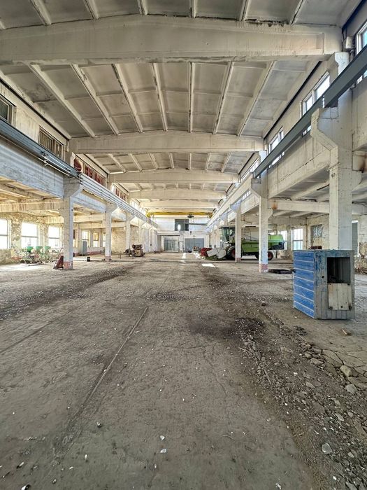 Ишлаб чиқариш ёки катта сервис учун ТАЙЁР ЖОЙ сотилади