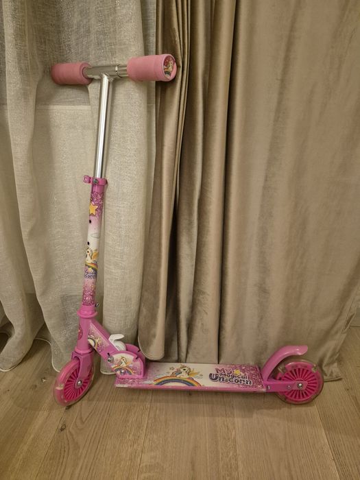 Trotineta 4-5 anisori