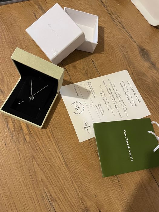 Van Cleef & Arpels - Lantisor Silver Black (argint/negru)