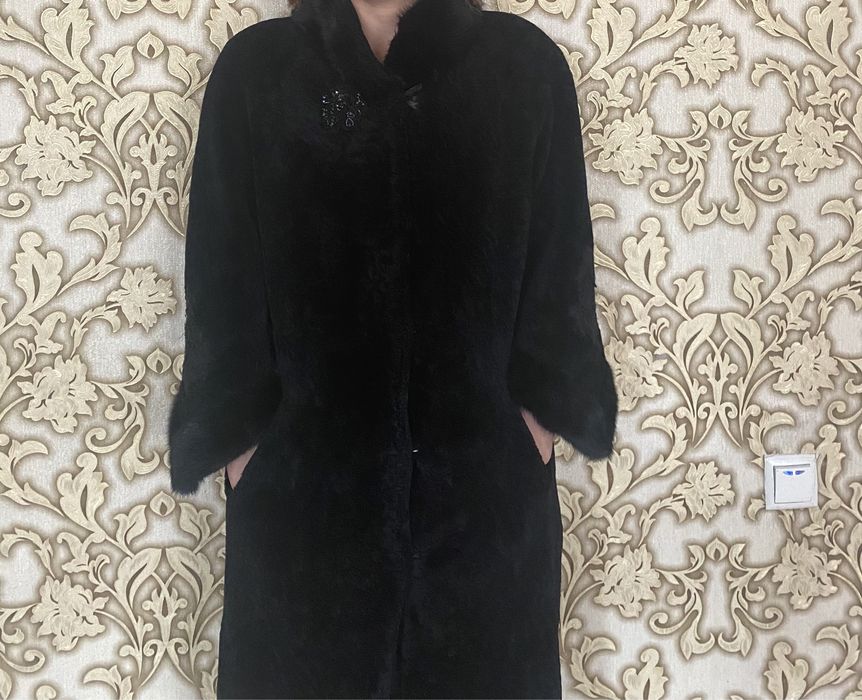 Продам женскую мутон шубу. Шуба мутон