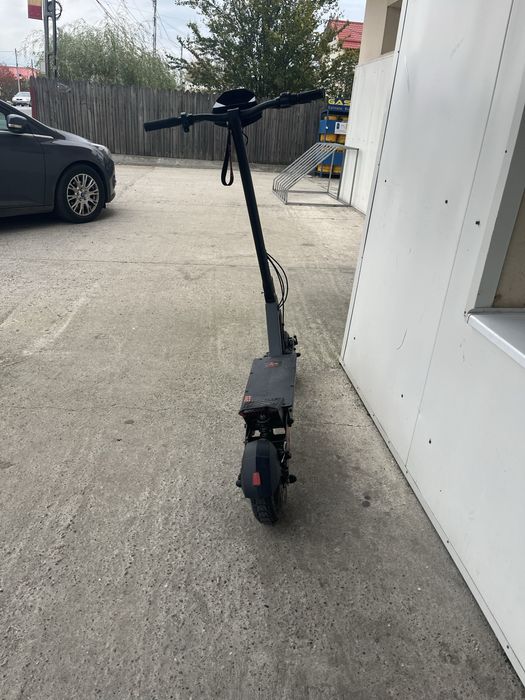 Vand trotineta electrica Kukirin g2 2025