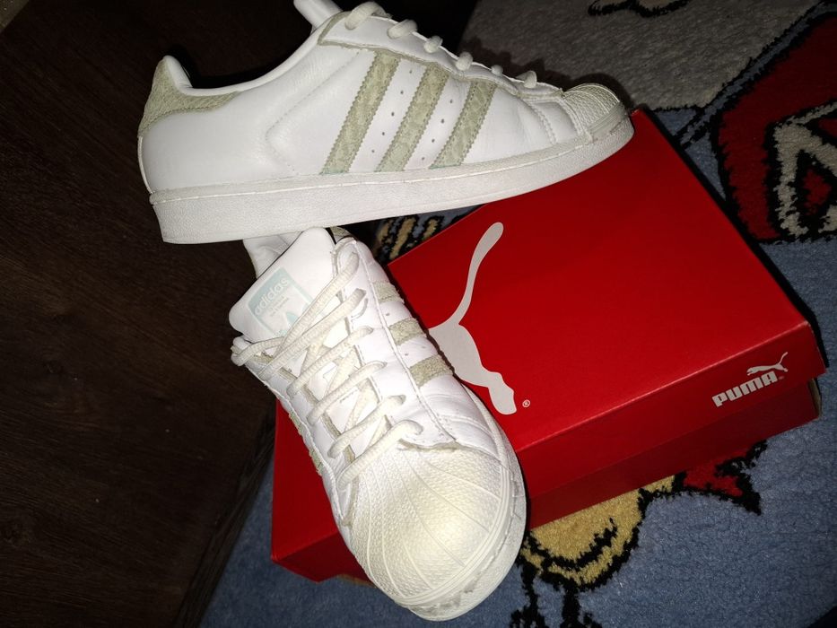 Adidasi   Adidas