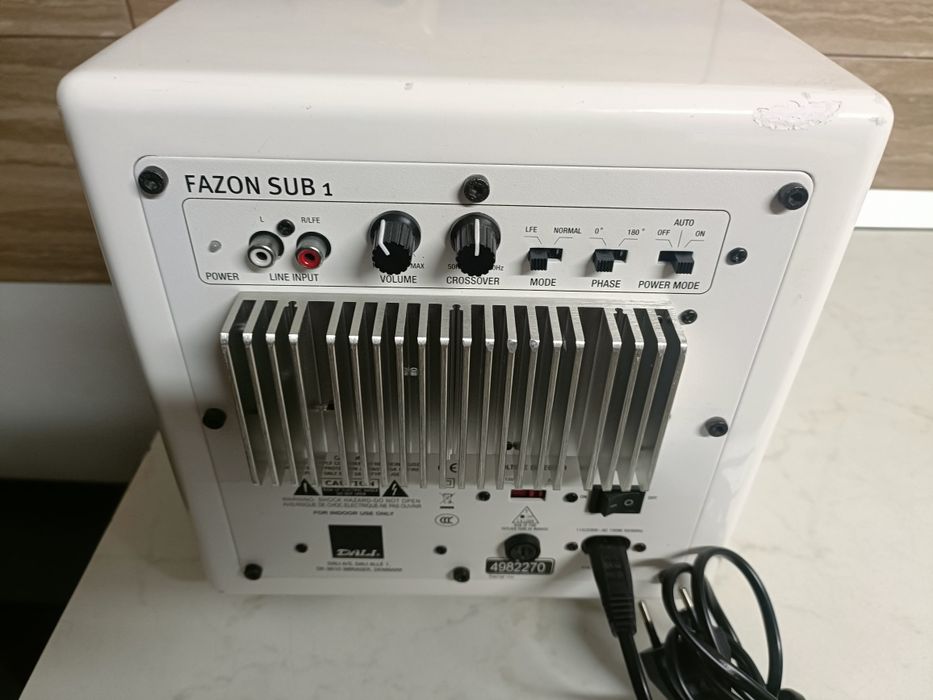 Dali Fazon SUB 1, subwoofer activ, perfect funcțional, bas rotund