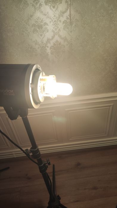 Blituri studio foto Godox 2*300w