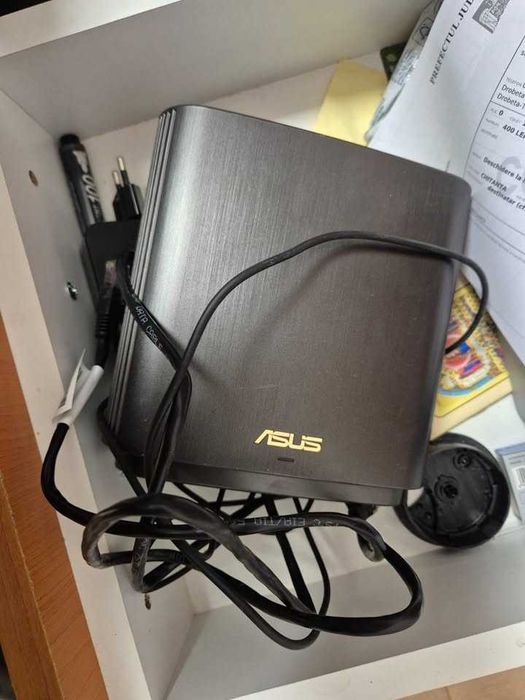 Sistem Mesh Wi-Fi ASUS XT8(B-1-PK), AX6600, Tri-Band, Wi-Fi 6