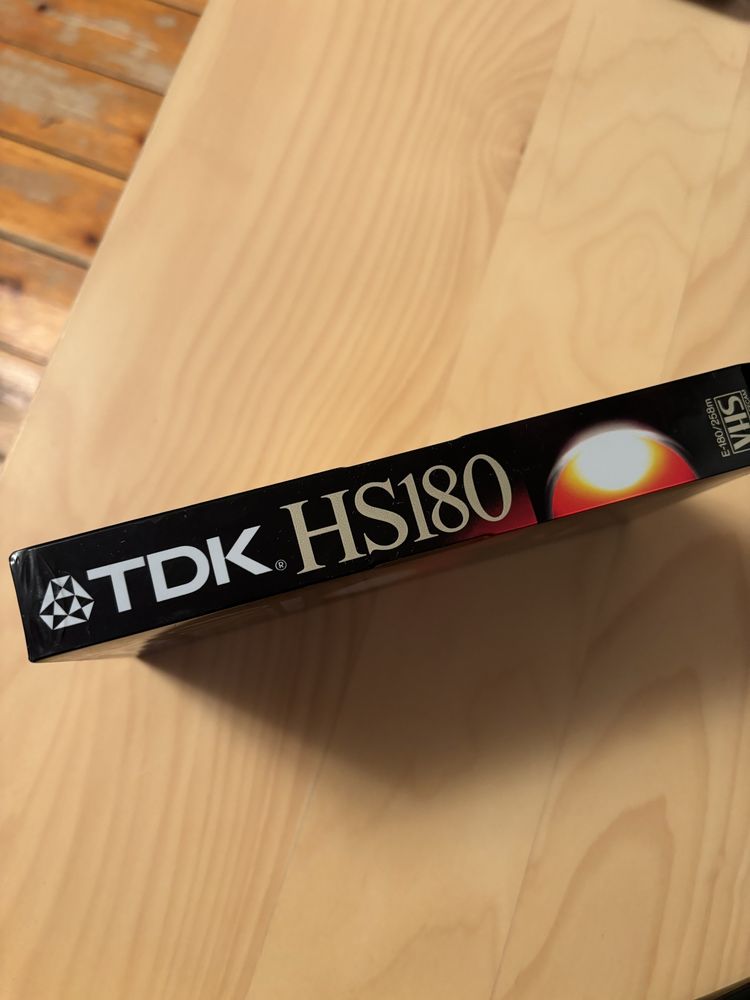 Чисто нова VHS касета 180min 3 часа запечатана