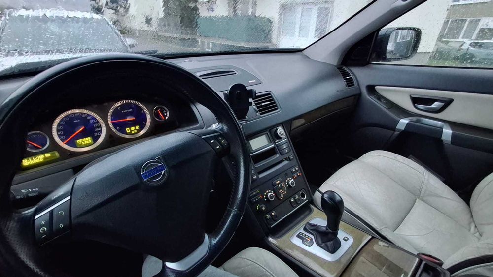 Volvo XC 90 2009 2.4 D5 AWD 7 locuri