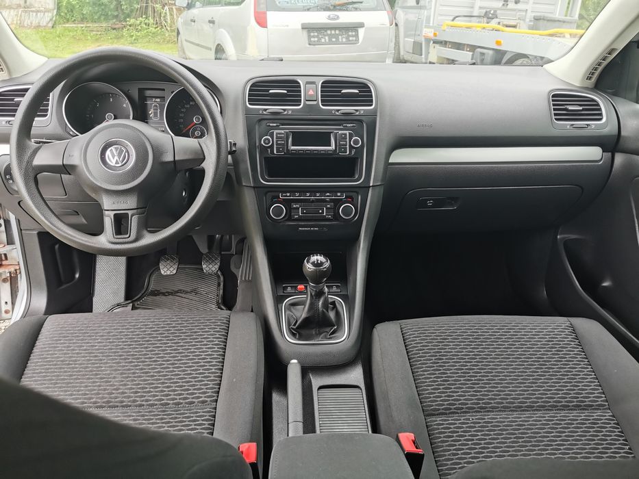 Volkswagen golf 6 1,6 tdi an 2012