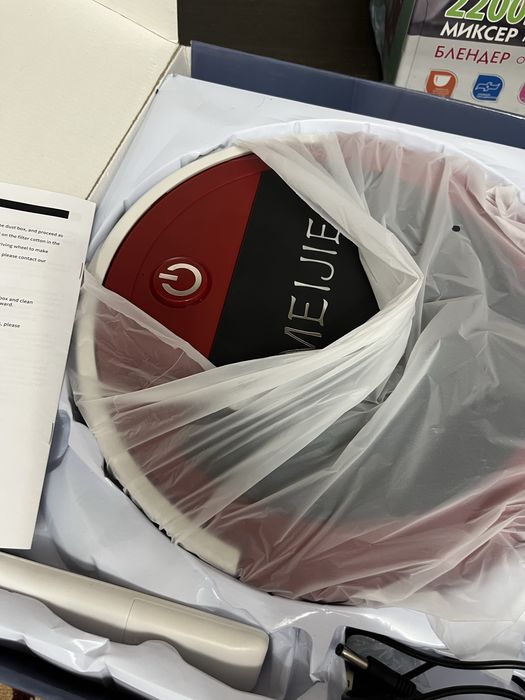 Продам робот пылесос