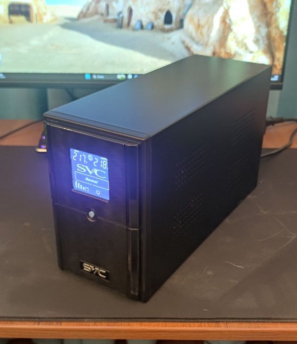 ИБП SVC V-1500-L-LCD UPS источник бесперебойного питания бесперебойник