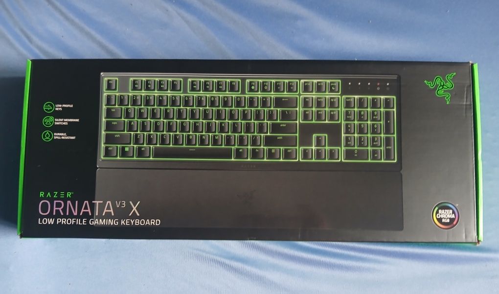 Razer ornata v3 X, inca in garantie