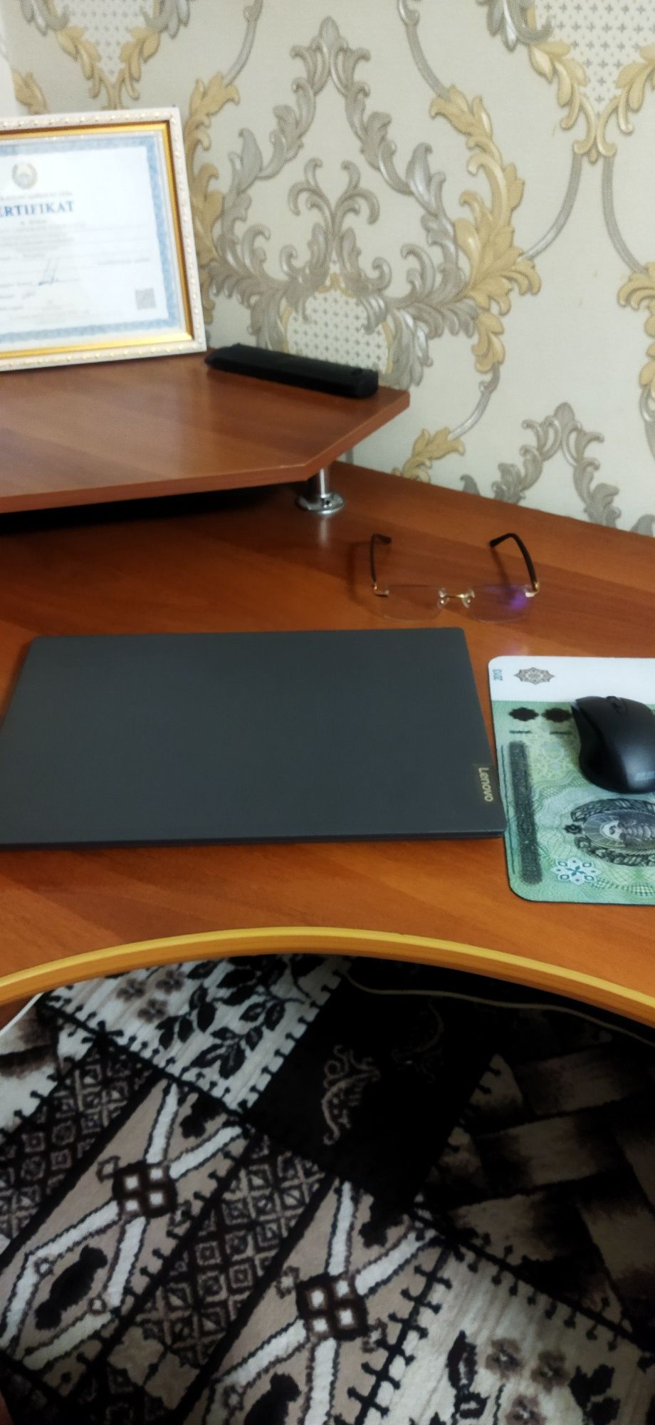 Lenova Idepad 4gb/1tr + SSD 256