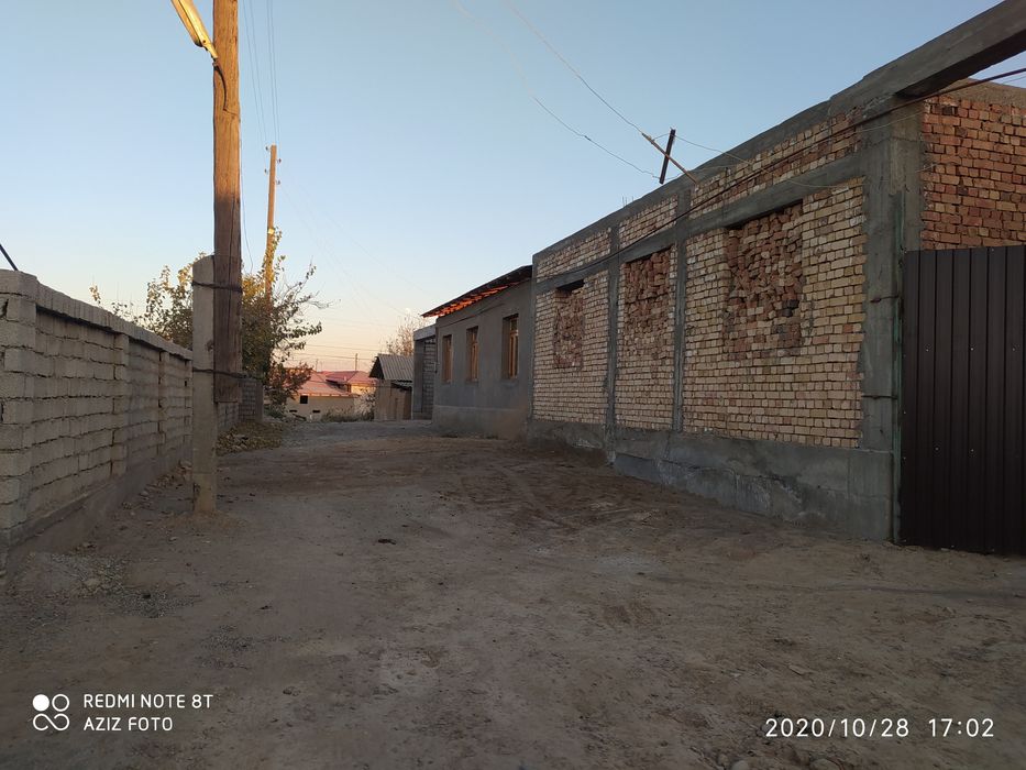 Продается  6.5 соток коробка участок