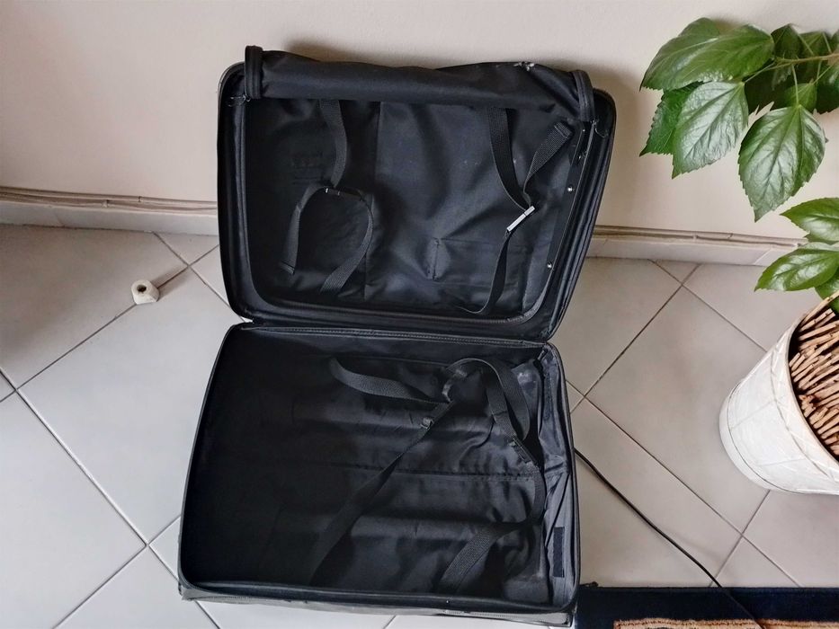 Куфар 2бр  колелца "AUSTRIAN AIRLINES" 50/35/25см  "20лв"!+Доставка!