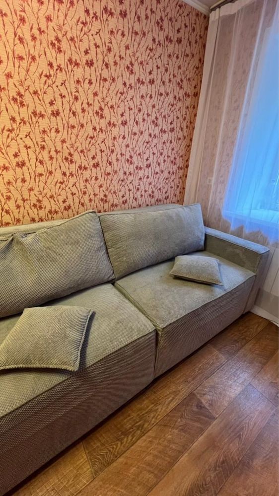 Продам диван. В отличном состоянии.