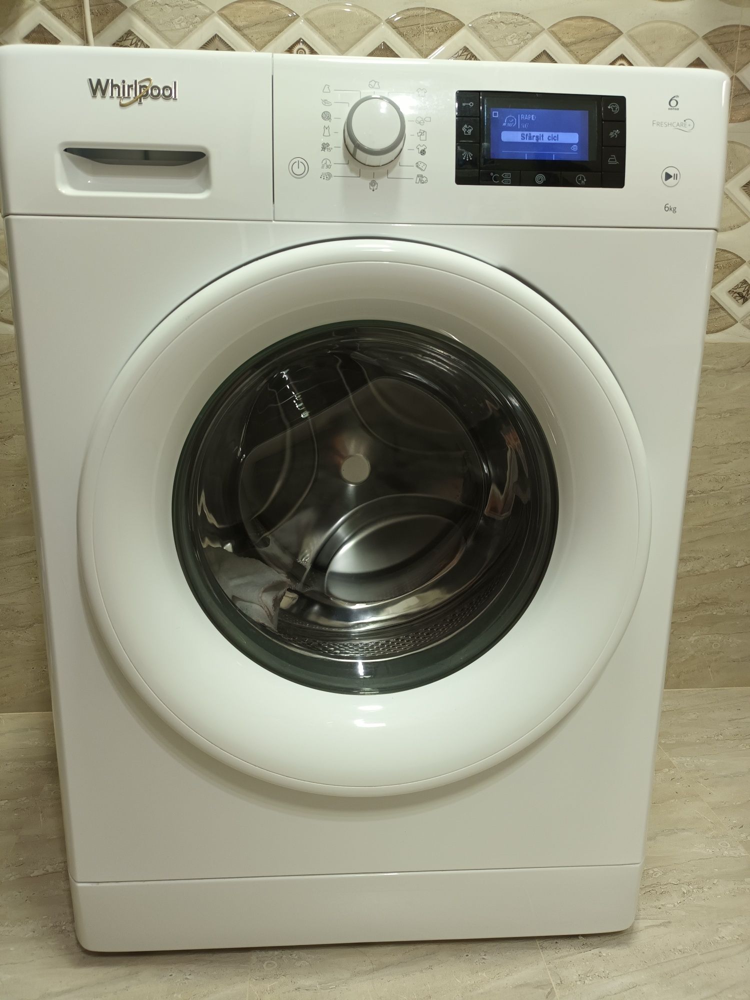 Masina de spalat rufe whirlpool slim  Freshcare+